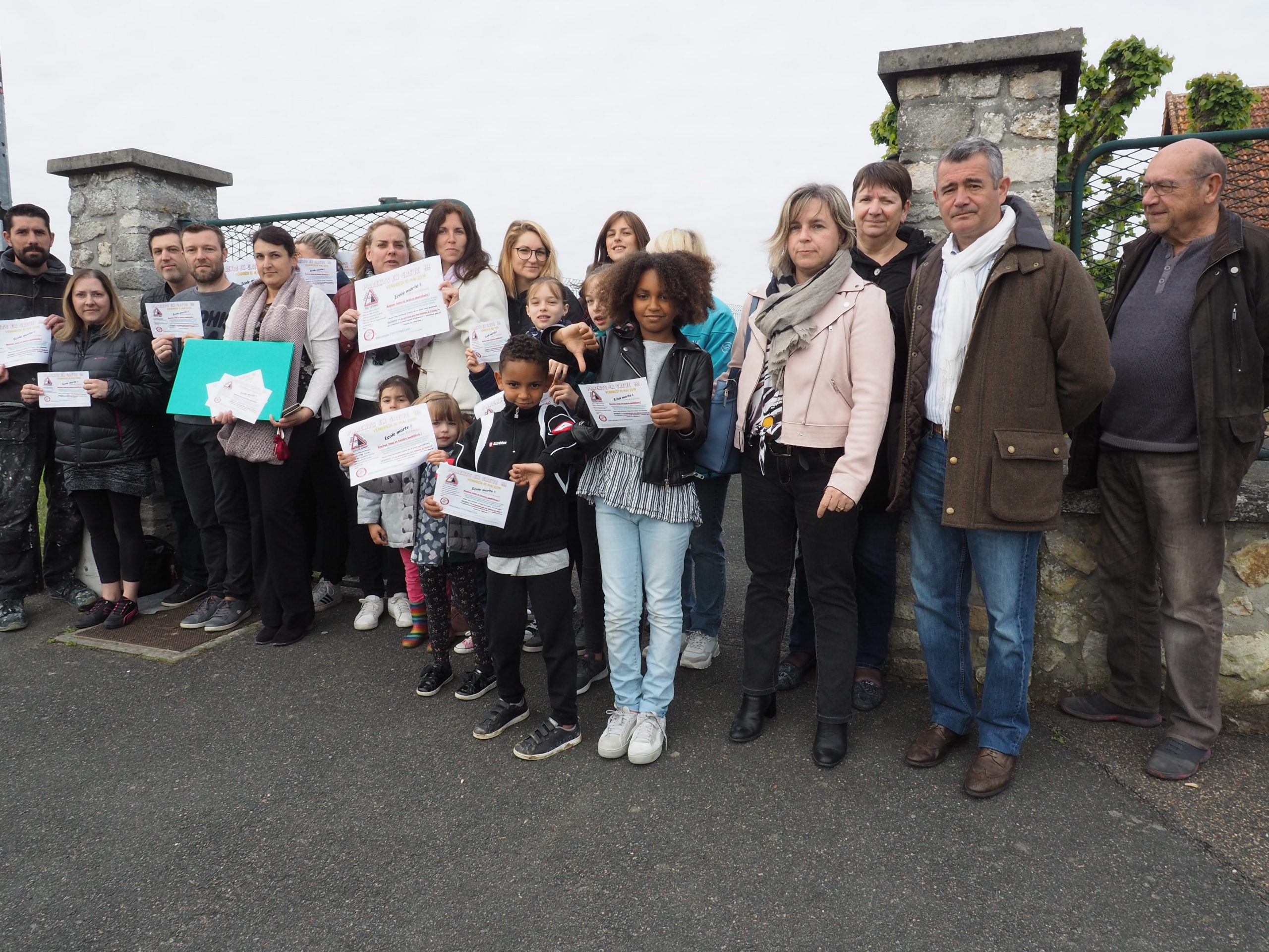 mobilisation loi blanquer école morte vayres sur essonne