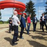 Le vice-président de la Région Patrick Karam s’est rendu à la base de loisirs pour s’entretenir avec la mairie, les forces de l’ordre et les agents de médiation du site.