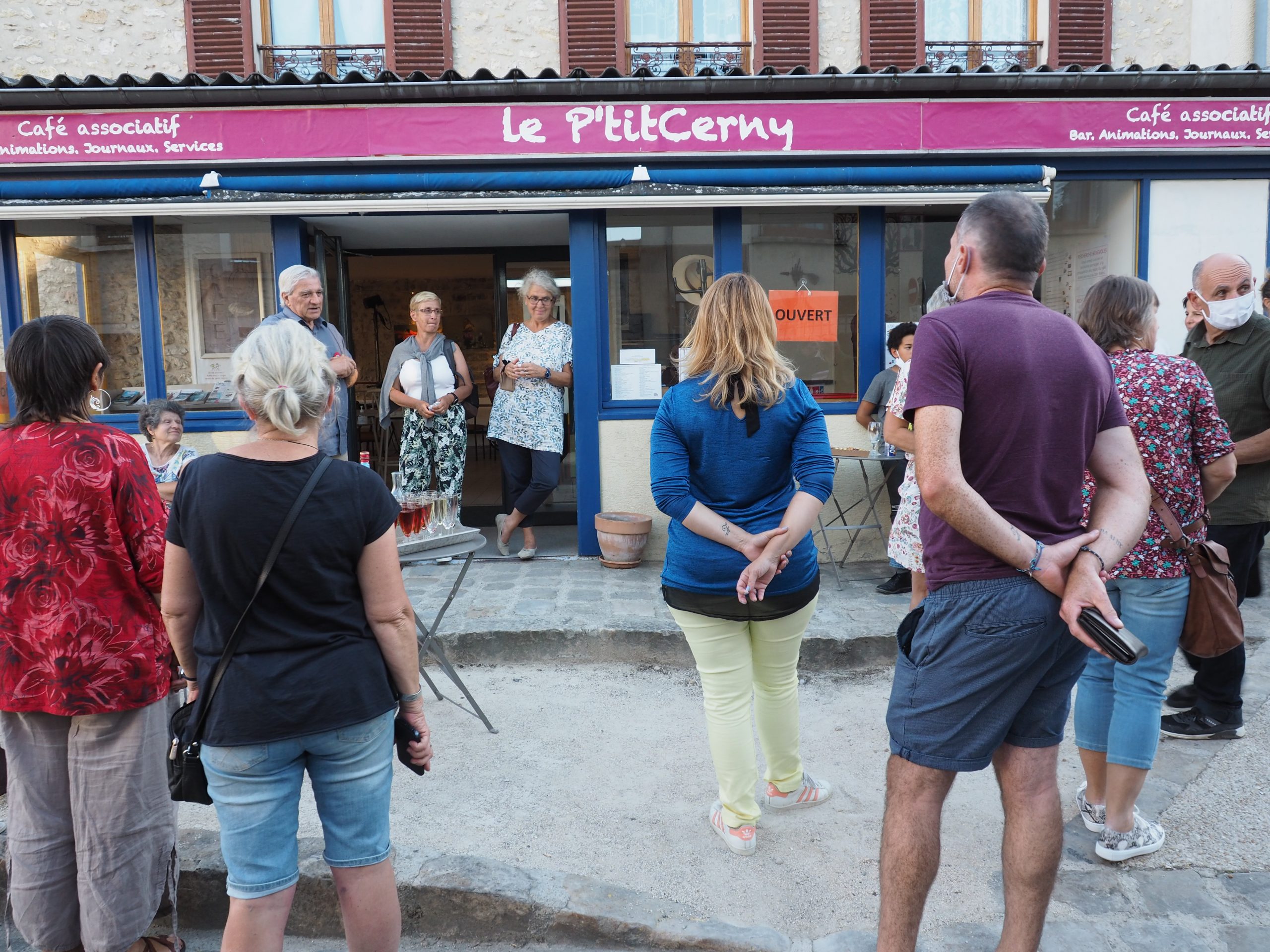 exposition Ptit Cerny café associatif